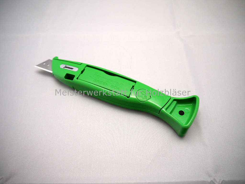 Green Knife 